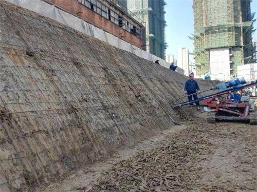 安多建筑边坡支护