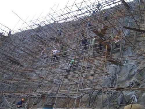 安多公路桩基检测