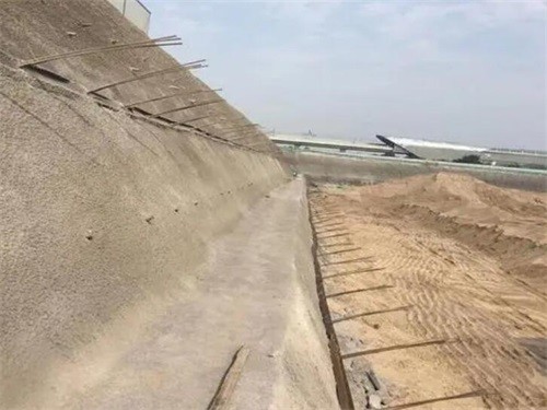 安多河道边坡加固
